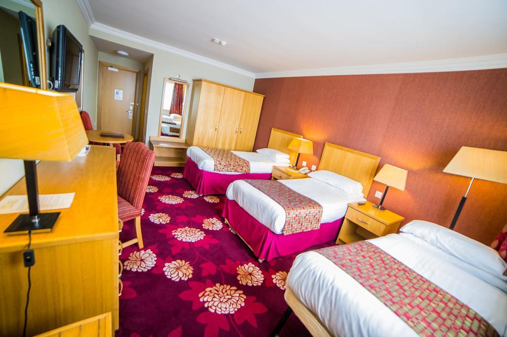 Curran Court Hotel Larne Eksteriør billede