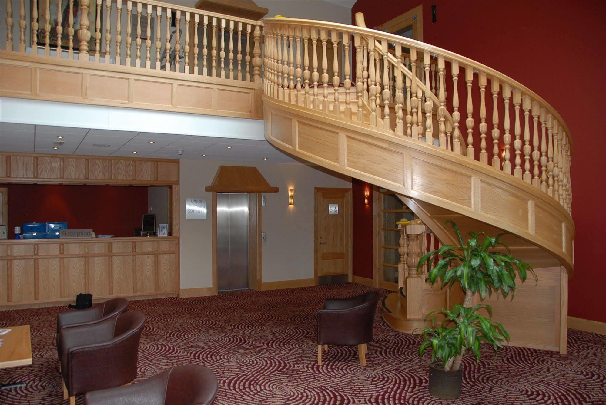 Curran Court Hotel Larne Eksteriør billede