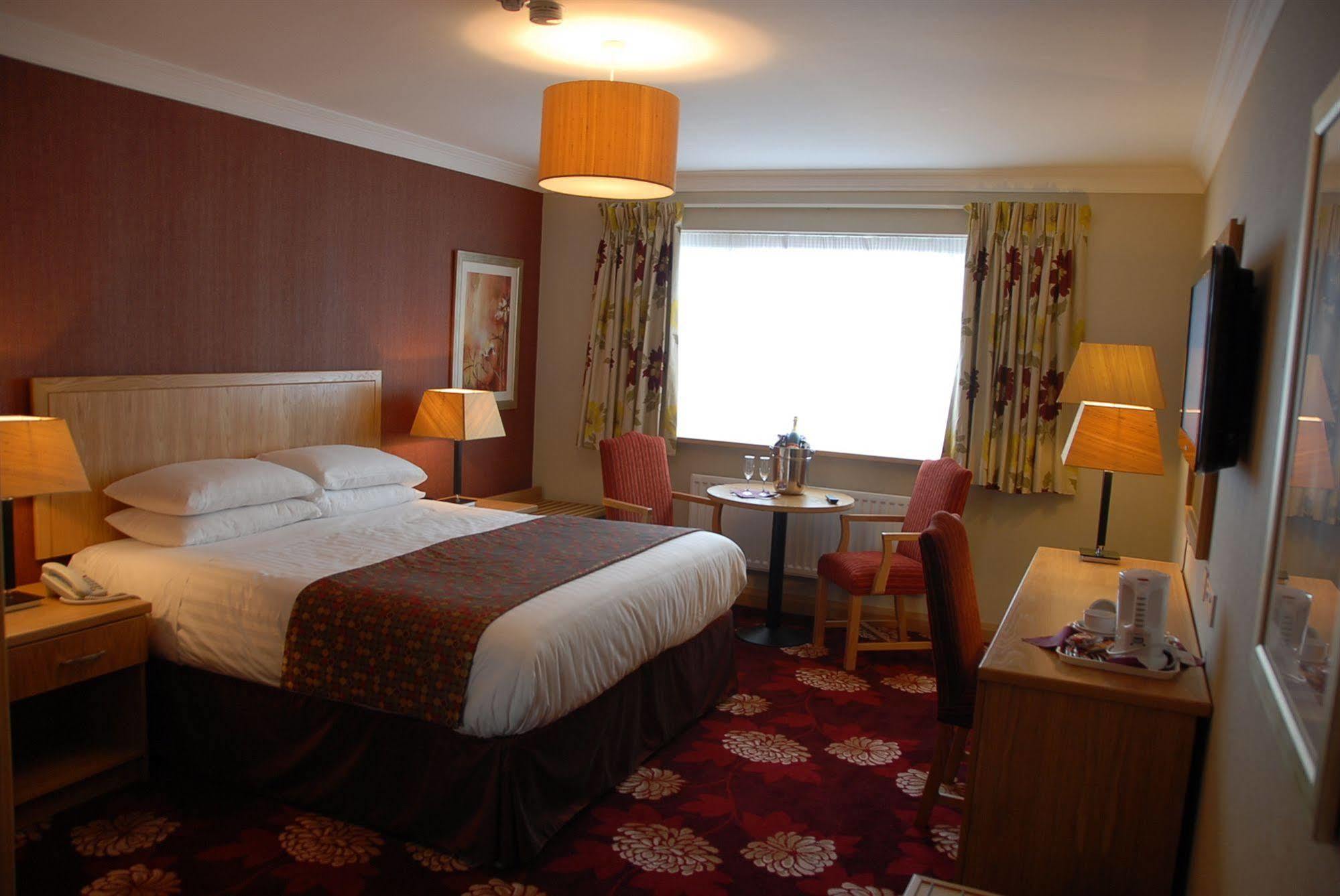 Curran Court Hotel Larne Eksteriør billede